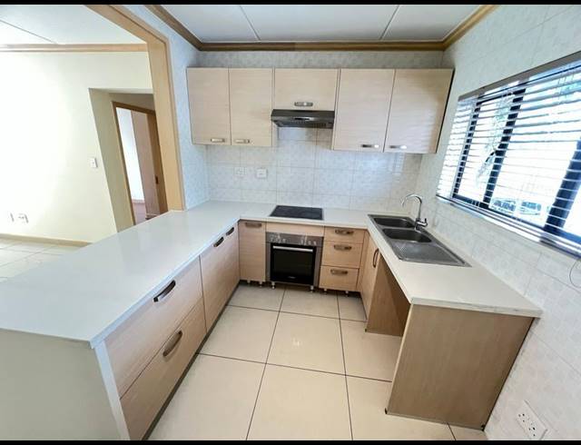 2 BEDROOM PROPERTY TO RENT IN FOURWAYS